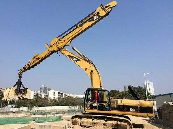 挖掘機(jī)改裝小臂可加長幾米？